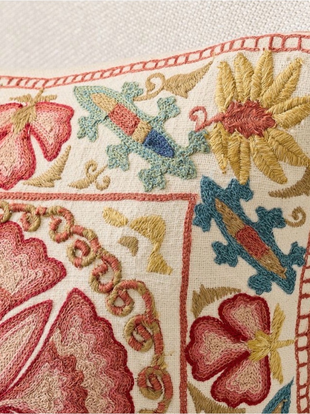 Pottery Barn Paige Suzani Embroidered Lumbar Pillow Cover 16” x 26” - Picture 2 of 7